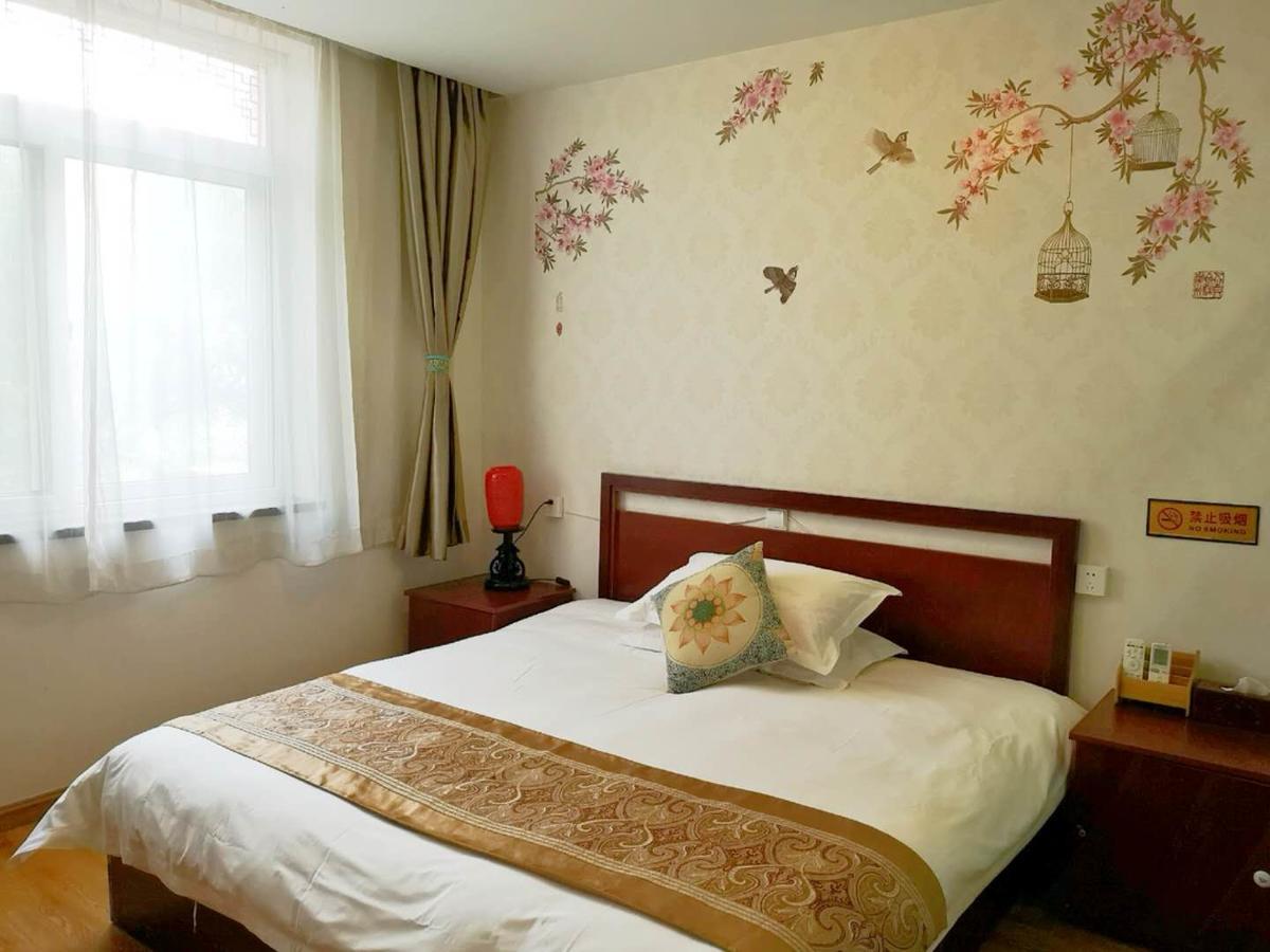 Hutong Impressions Beijing Guesthouse Exterior photo