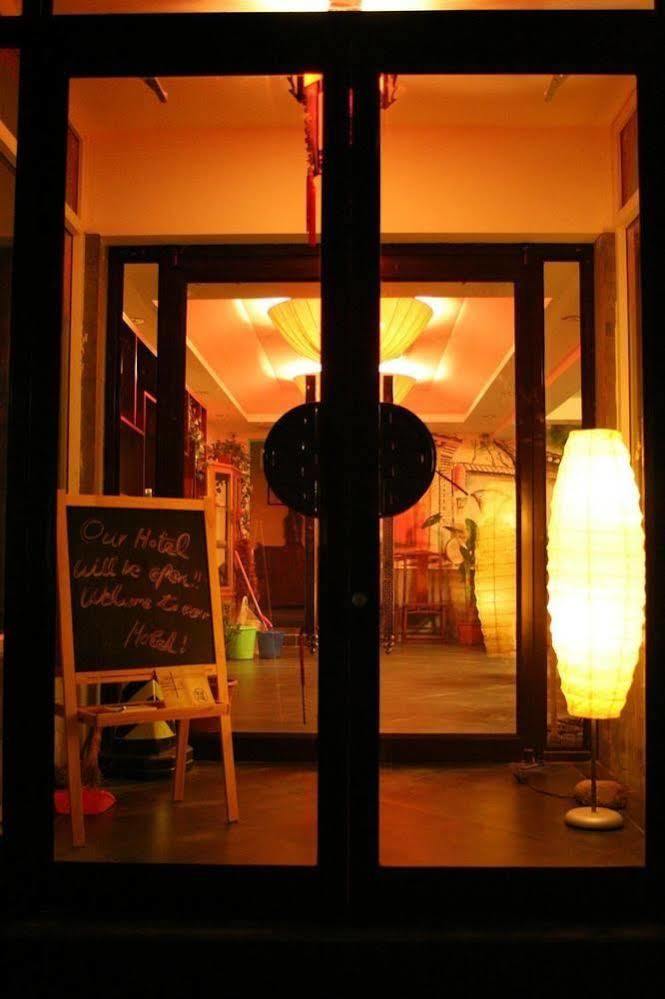 Hutong Impressions Beijing Guesthouse Exterior photo